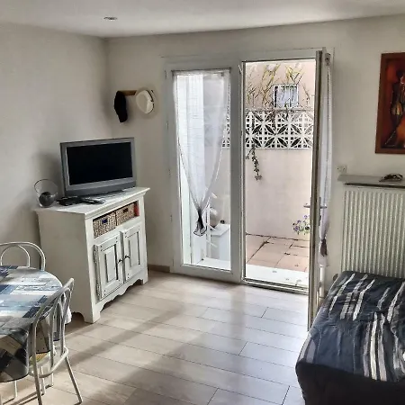 Beau Pavillon Pour 5-6 Personnes * Valras-Plage
